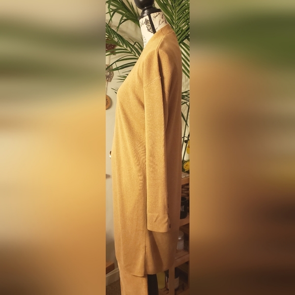 Banana Republic Open Front Long Line Cardigan - Picture 2 of 4